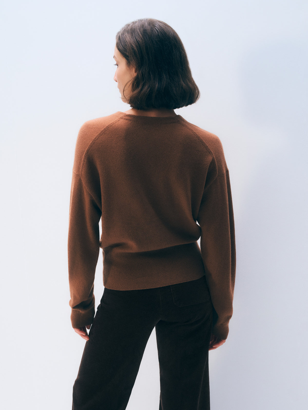 Cashmere Deep V Cardigan | Cedarwood