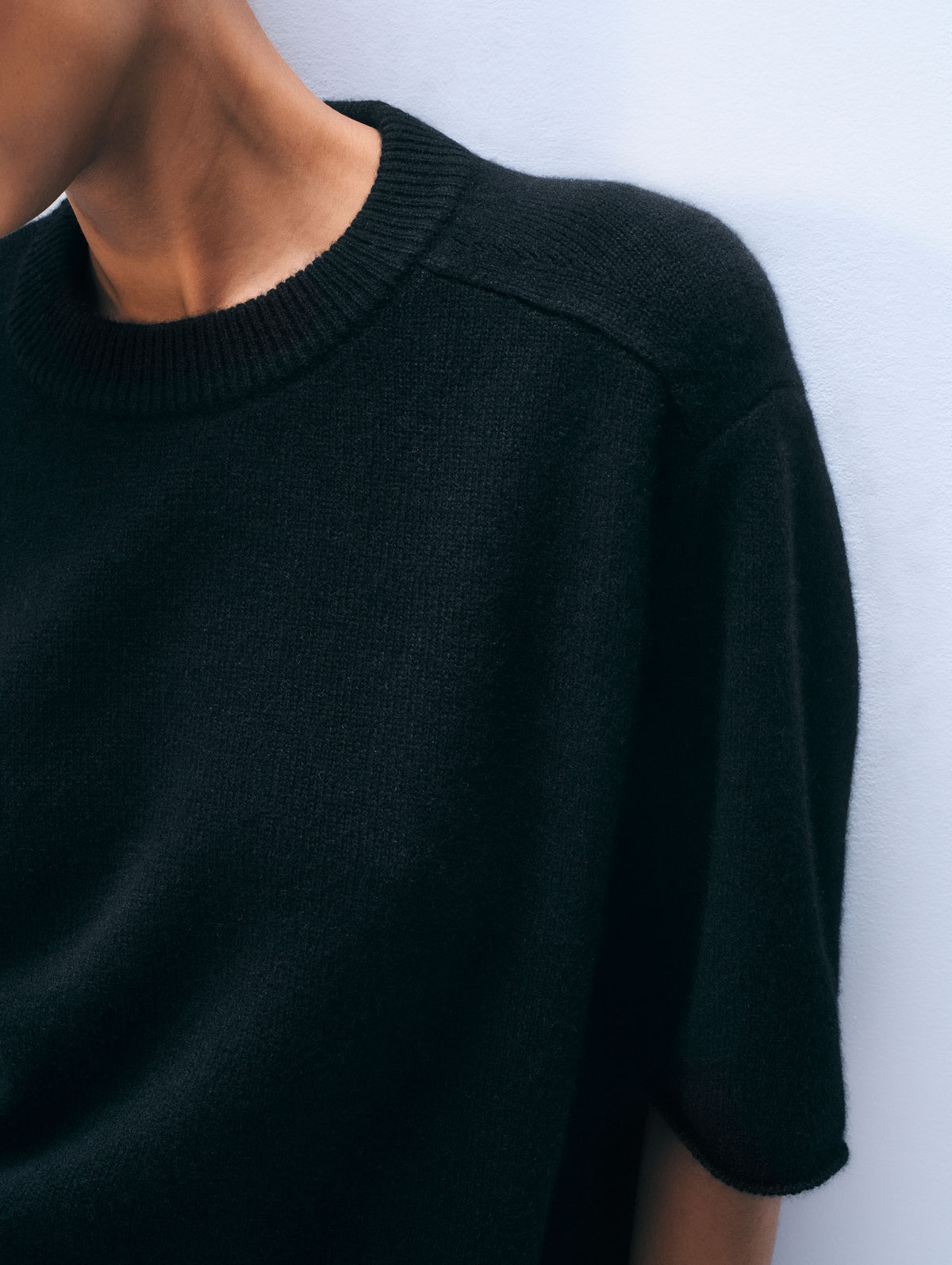 Cashmere Oversized Tee | Black