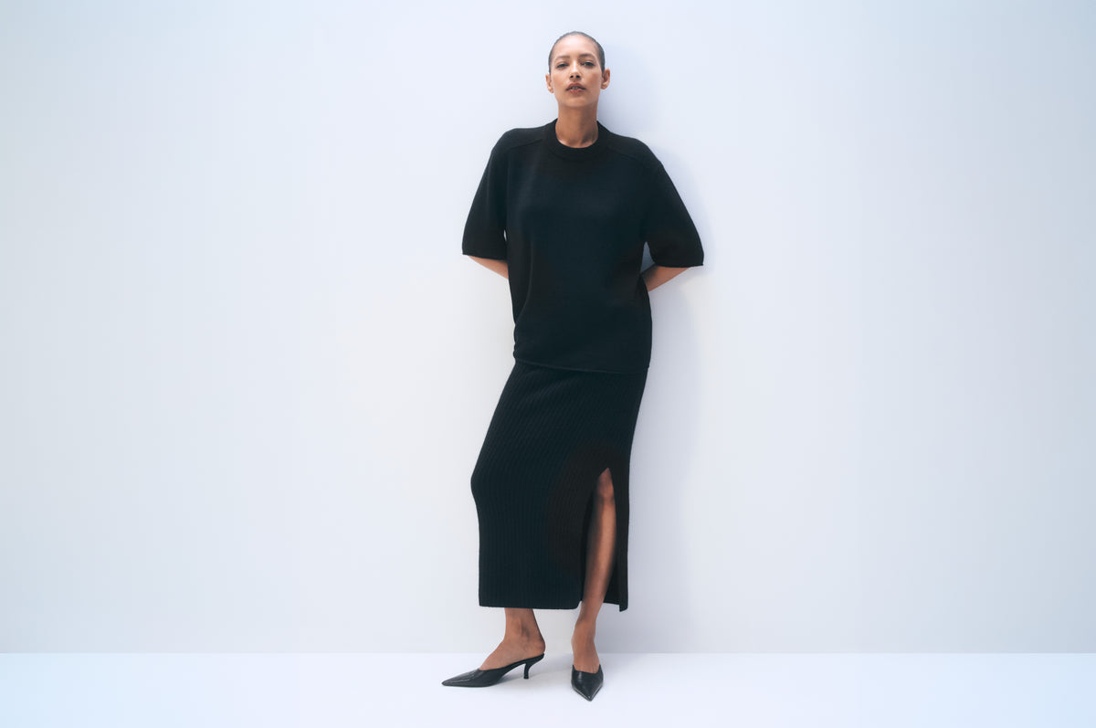 Cashmere Oversized Tee | Black