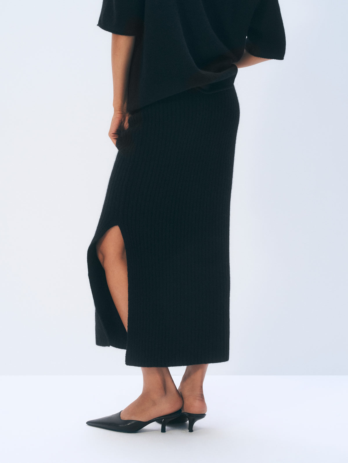 Cashmere Midi Skirt | Black