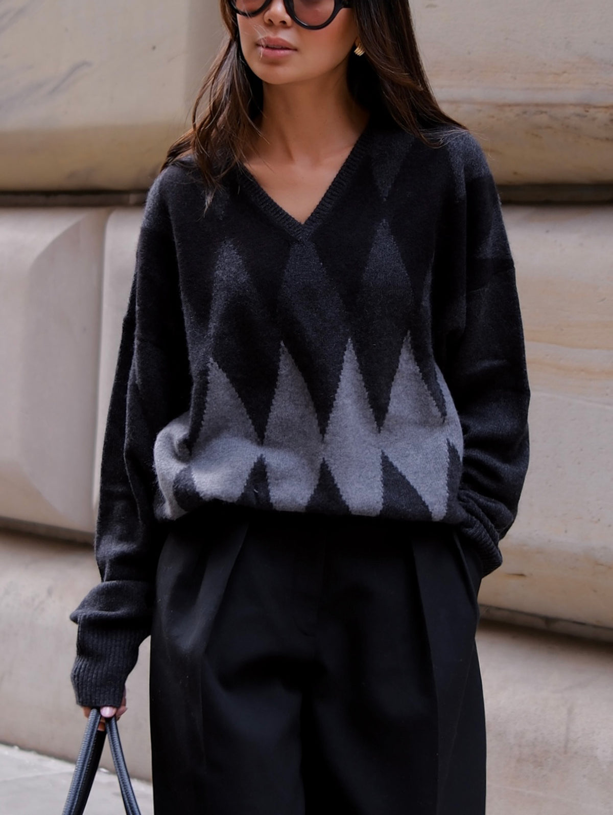 Cashmere Argyle Oversized V-Neck | Black Combo