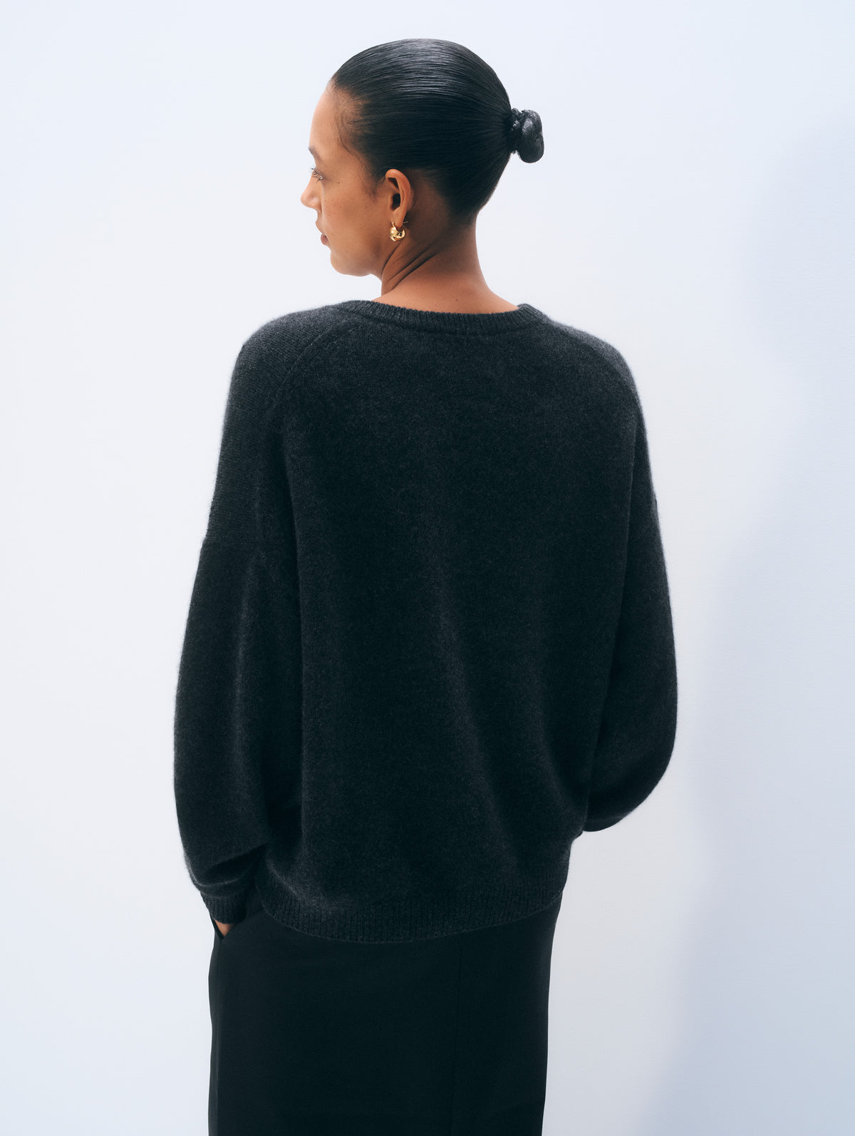 Cashmere Argyle Oversized V-Neck | Black Combo