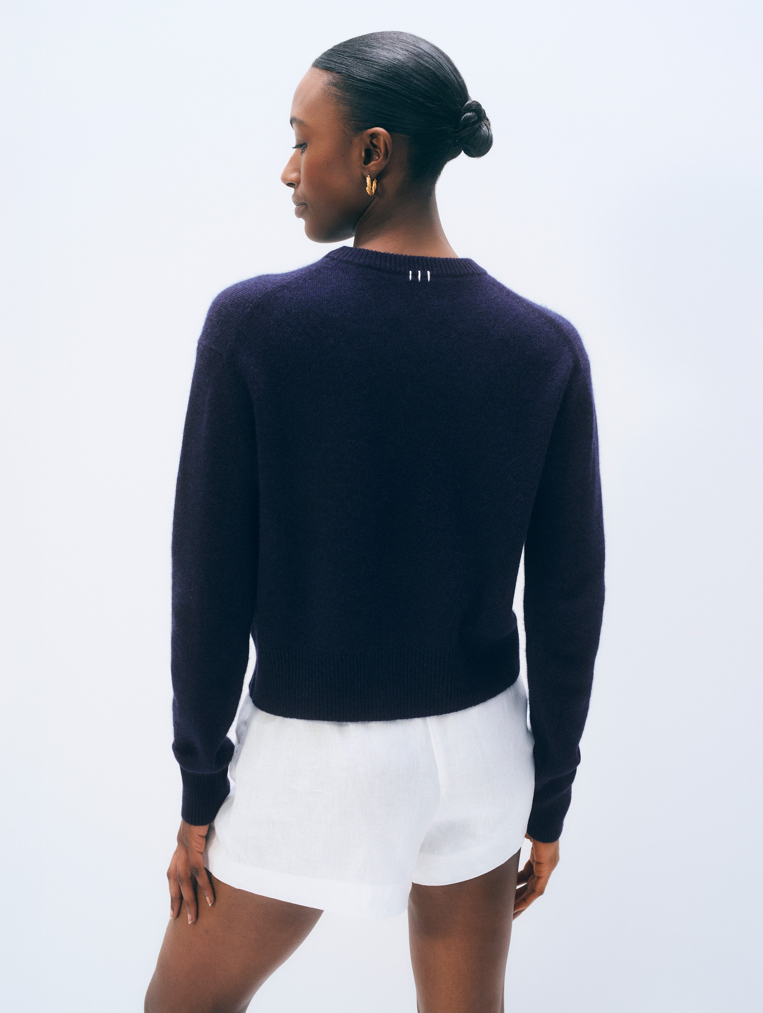 Cashmere Embroidered Lobster Crewneck | Deep Navy/Soft White