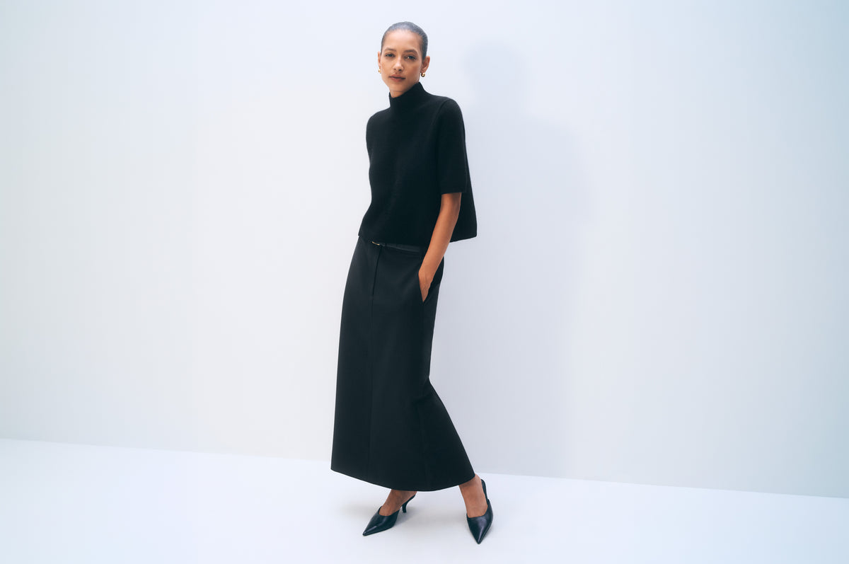 Cashmere Mockneck Tee | Black