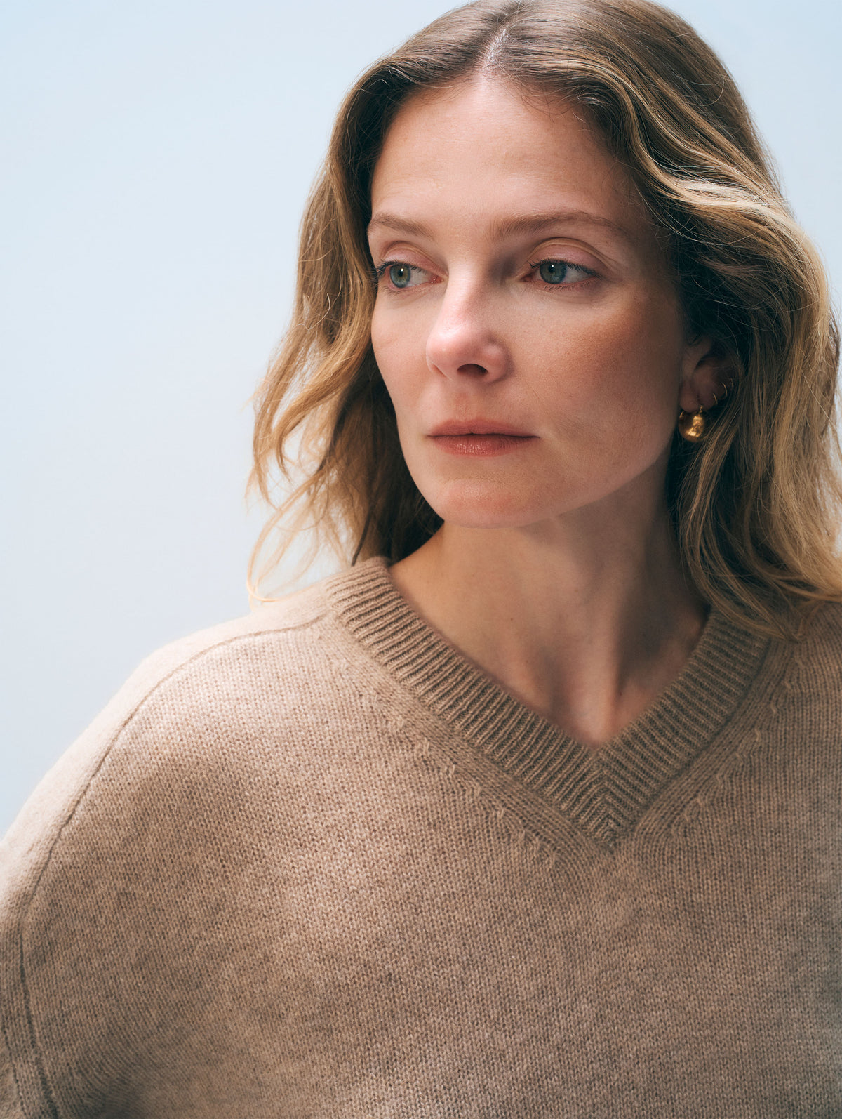 Cashmere Saddle Sleeve V Neck | Taupe Heather