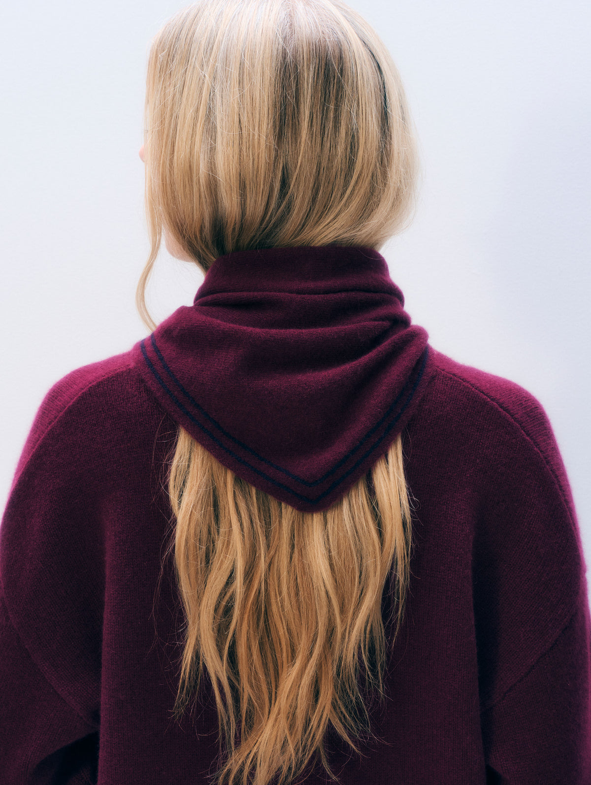 Cashmere Tipped Neckerchief | Sangria/ Navy