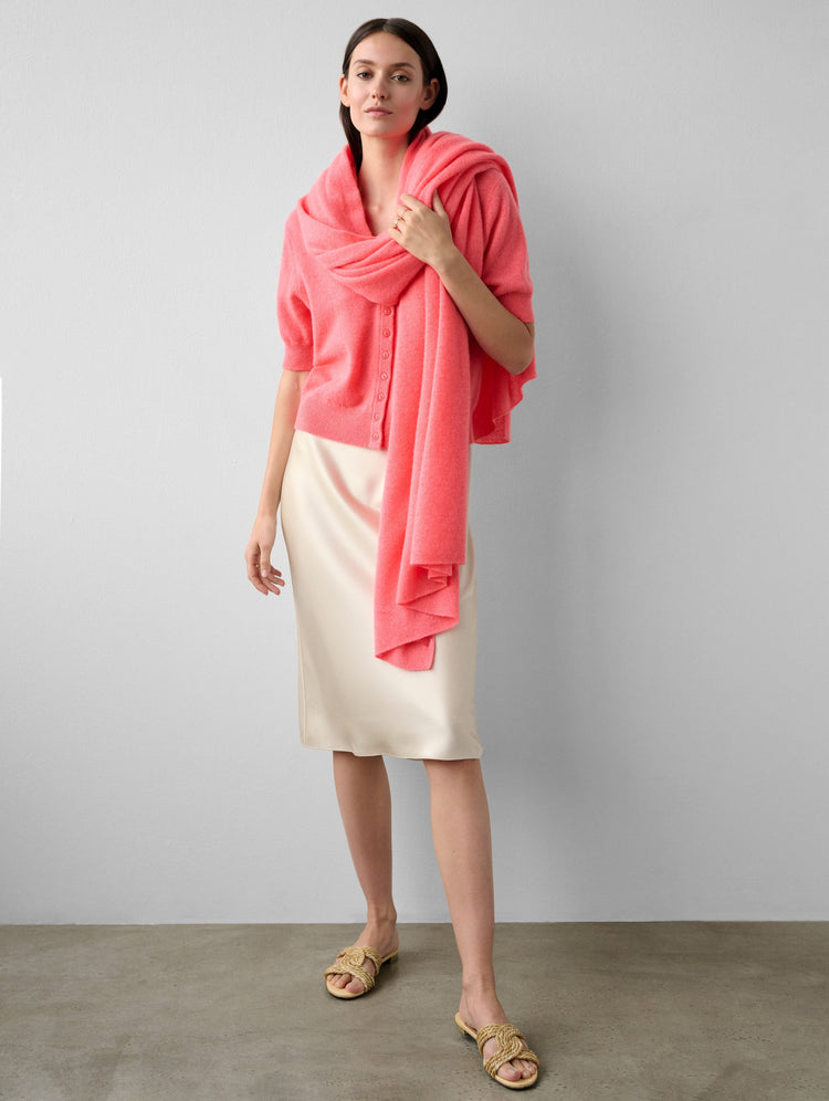 files/4547T_Cashmere-Travel-Wrap_Popsicle-Heather_FJ_01.jpg