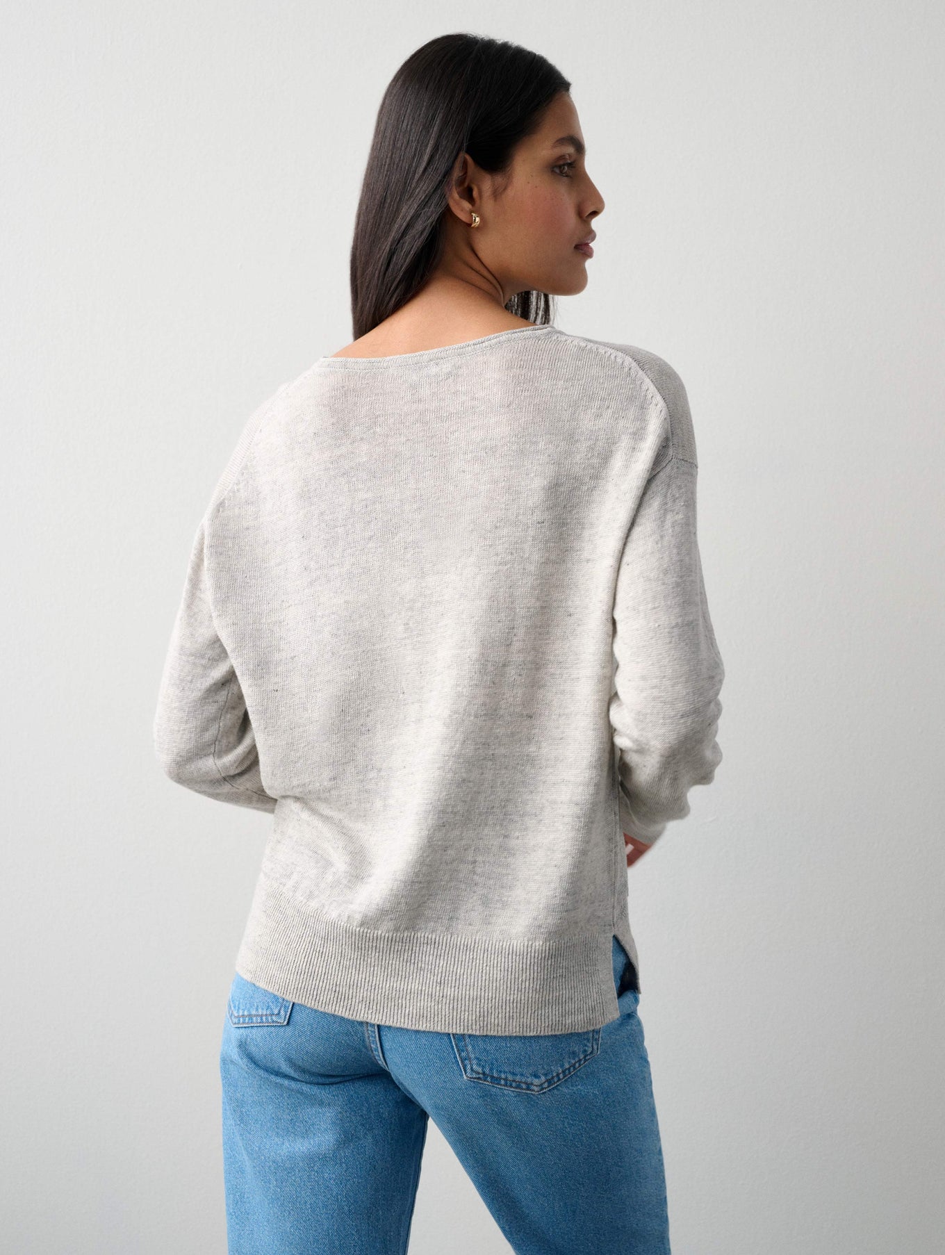 Linen Rib Trim Crewneck