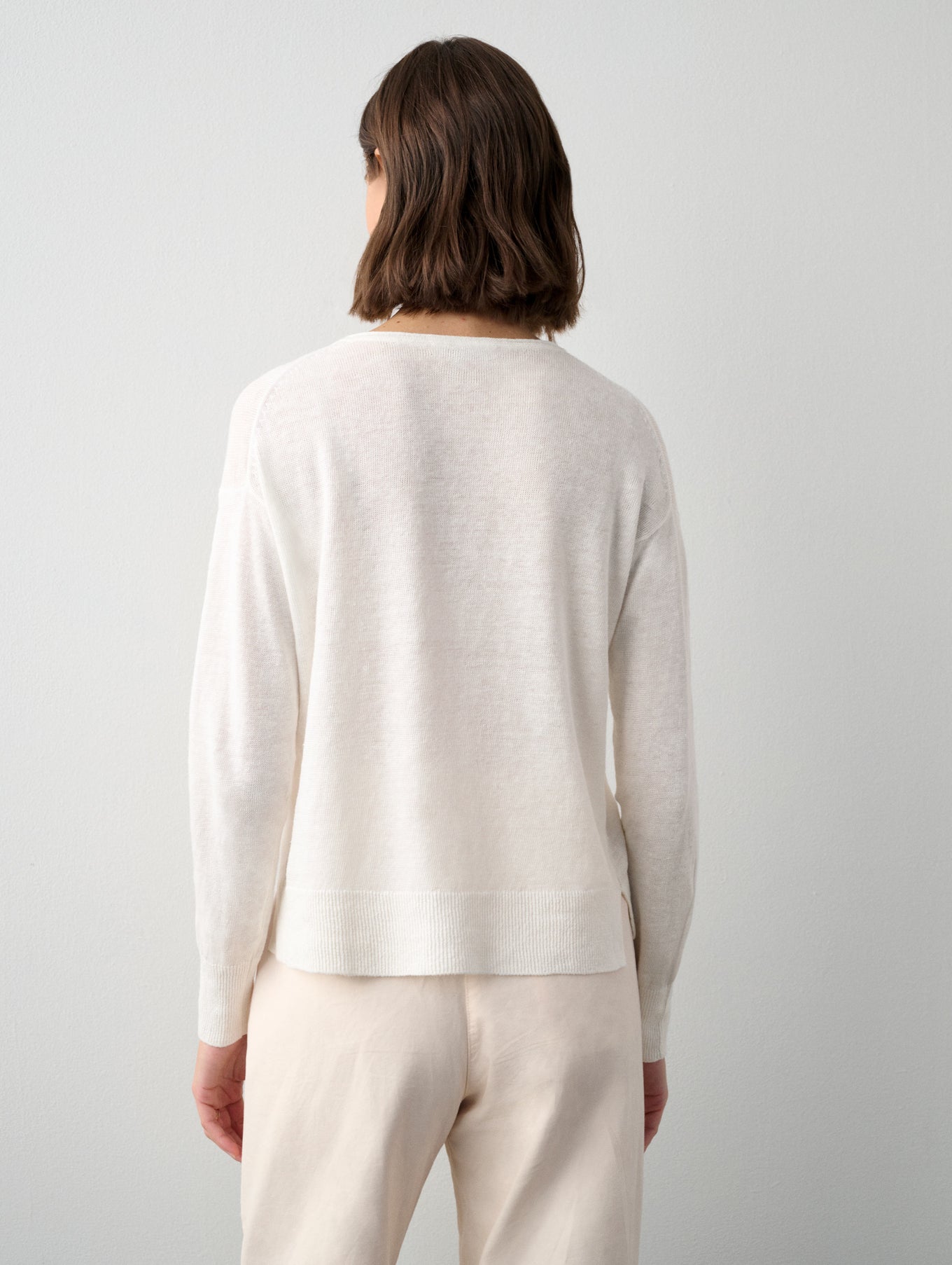 Linen Rib Trim Crewneck