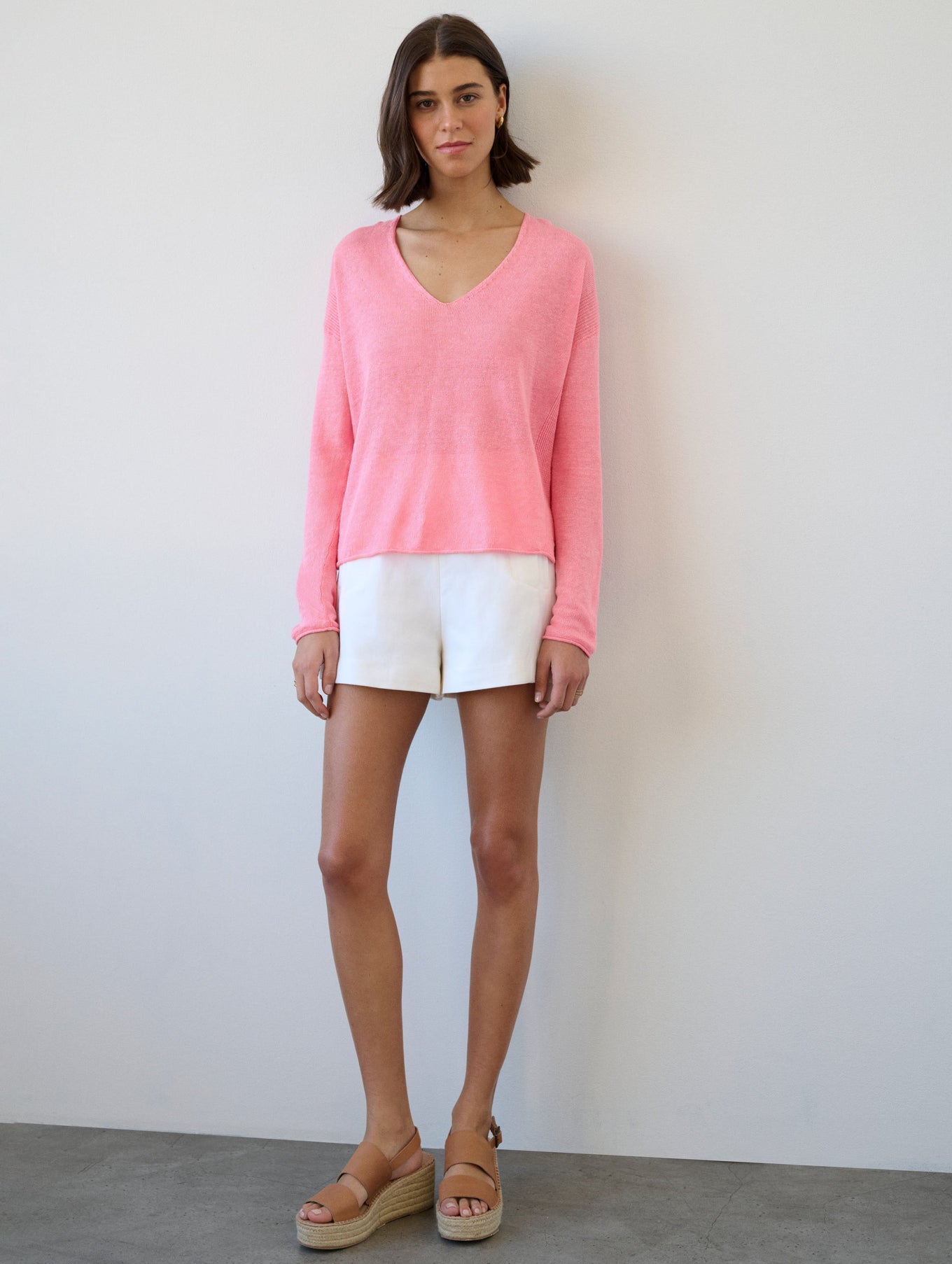 Linen Roll Trim V Neck