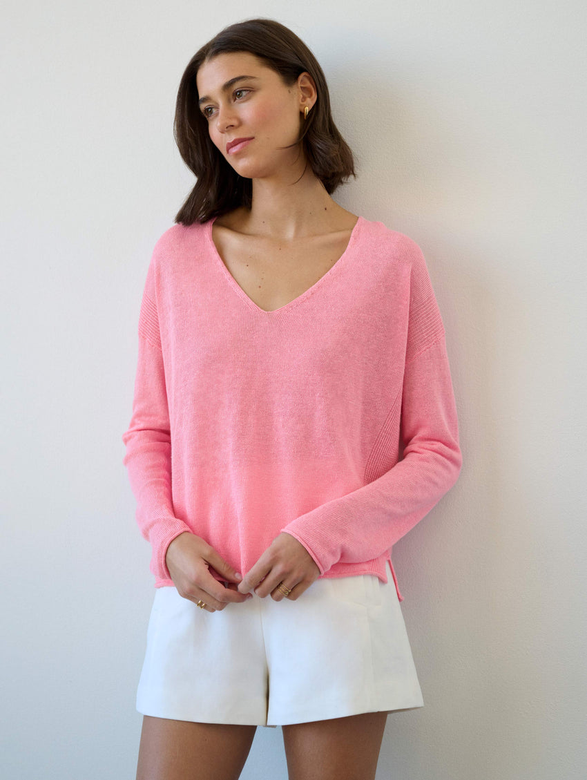 Linen Roll Trim V Neck