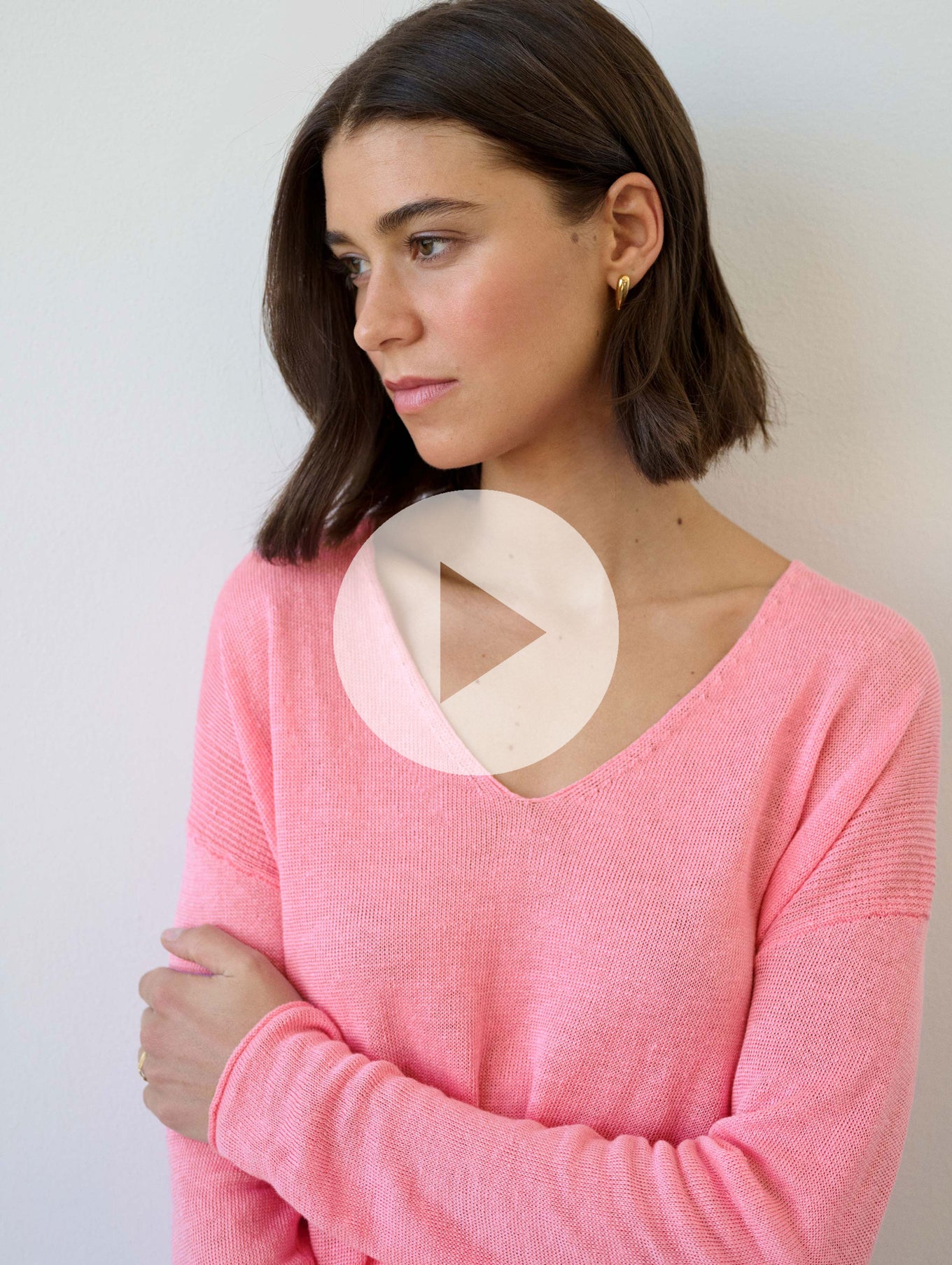 Linen Roll Trim V Neck